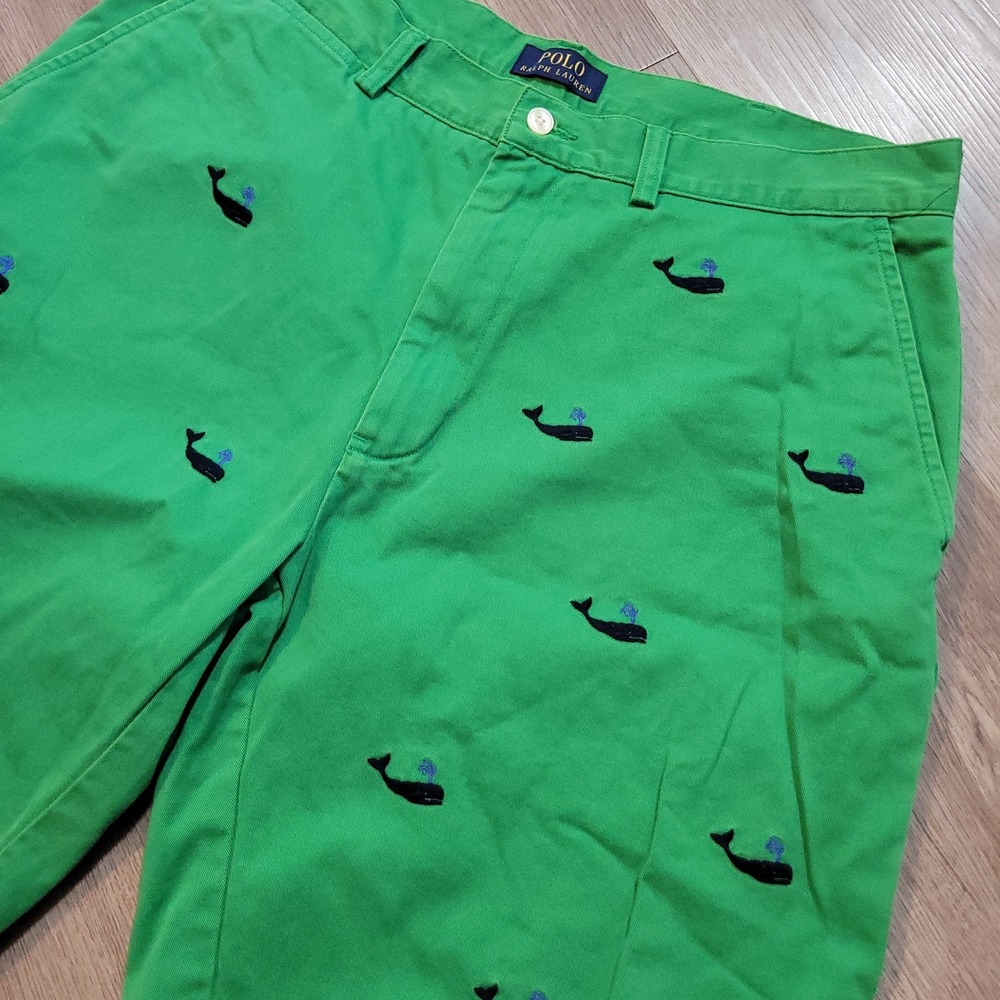 Polo Ralph Lauren Shorts Mens 34 Green Whale Print Cotton Chino Preppy - Picture 2 of 8